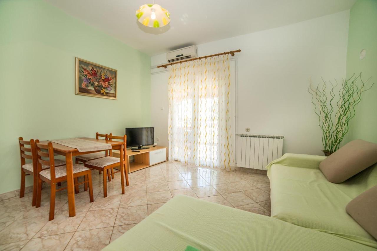 Apartments Durda Fažana Esterno foto
