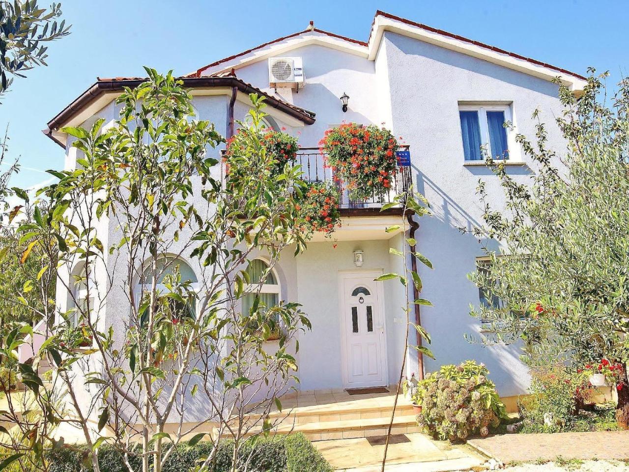 Apartments Durda Fažana Esterno foto